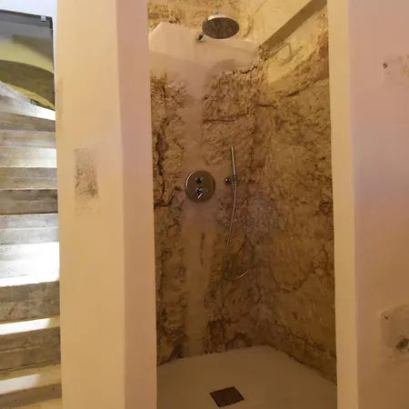 Ξενοδοχείο με διαμερίσματα Palazzo Rugiada - & Ostuni