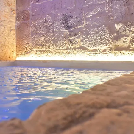 Palazzo Rugiada - & Ostuni